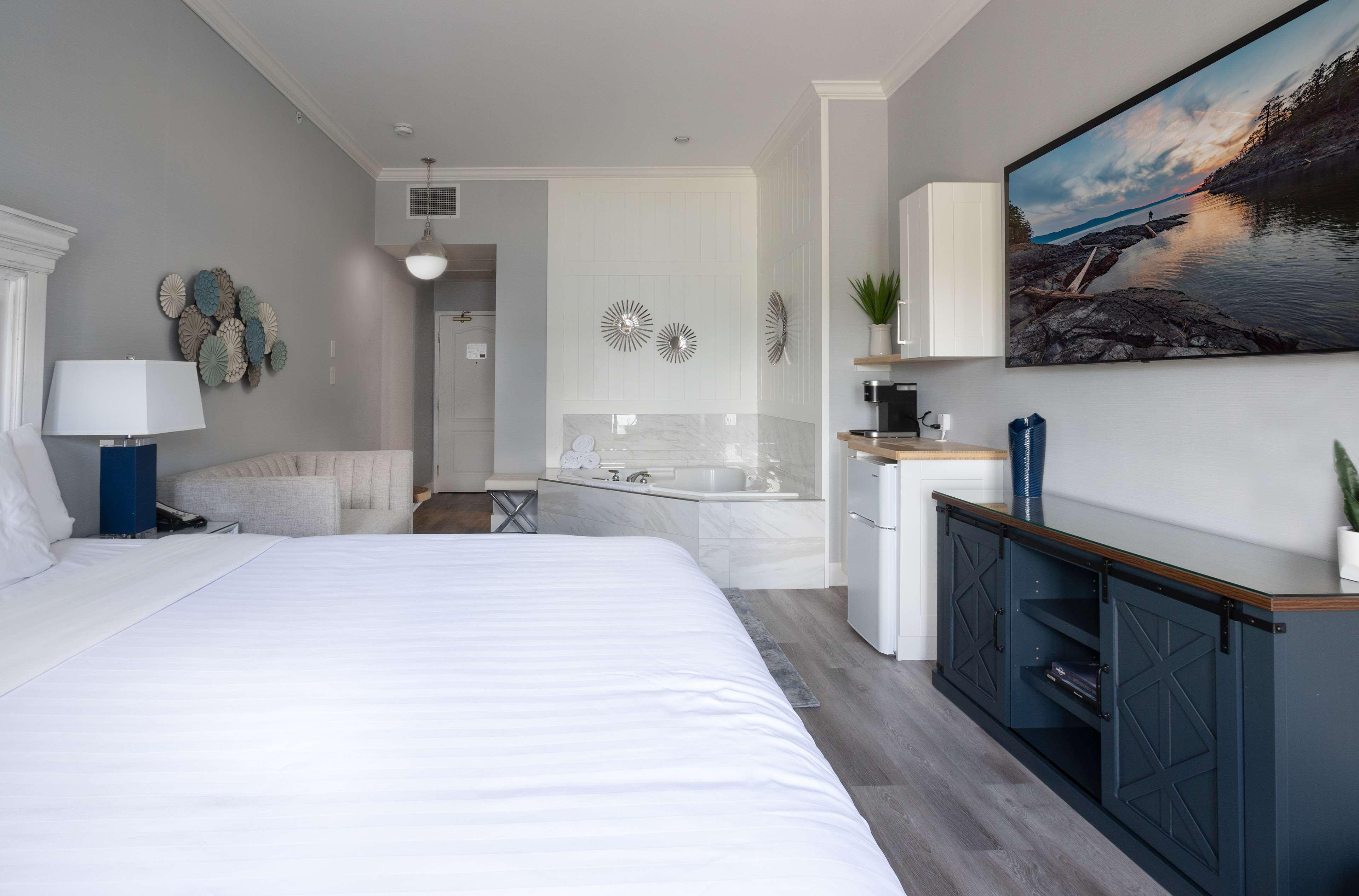 Prestige Harbourfront Resort, Worldhotels Luxury Salmon Arm Exterior foto